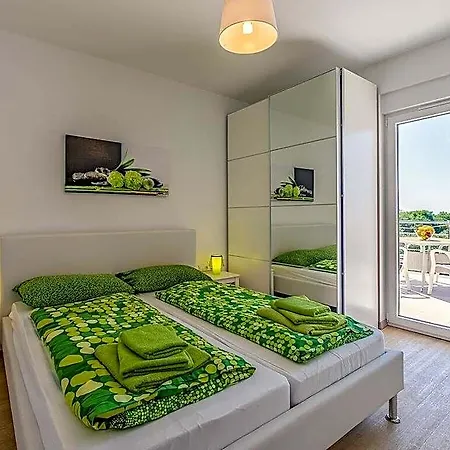 Stefanja Modern Retreat 酒店 普拉