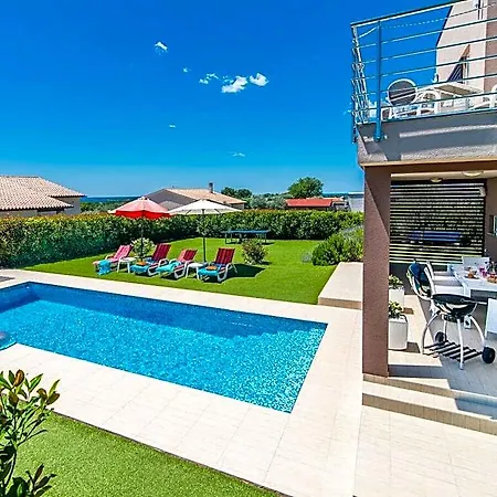 Stefanja Modern Retreat Pula