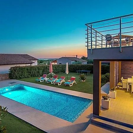 Hotel Stefanja Modern Retreat 4*