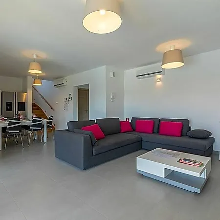 Hotel Stefanja Modern Retreat